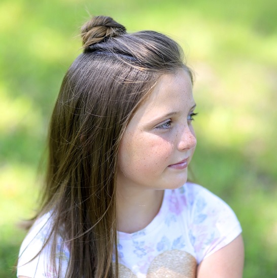 10 Elegant Hairstyles For 12 Year Old Girls For Any Occasion