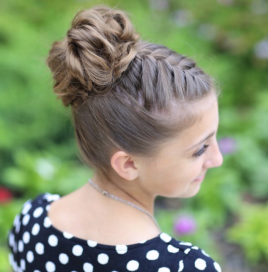 10 Elegant Hairstyles For 12 Year Old Girls For Any Occasion