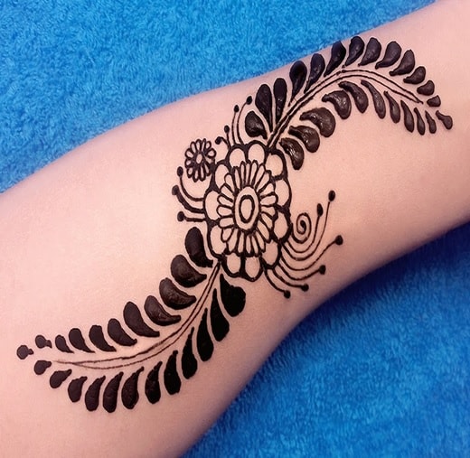 10 Beautiful Henna Mehndi Designs for Kids – Child Insider