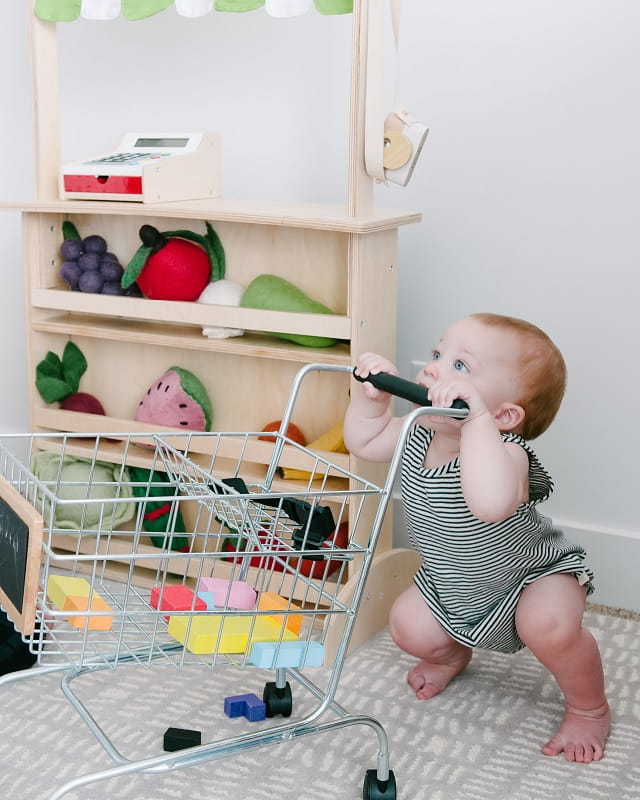 indoor activities 1 year olds- baby market