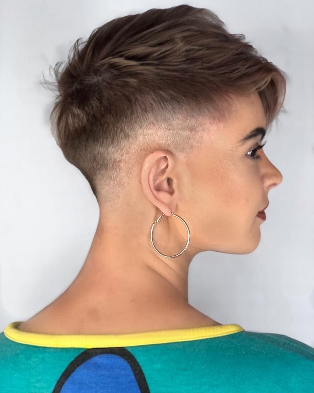 40 Short Haircuts for Girls with Added Oomph