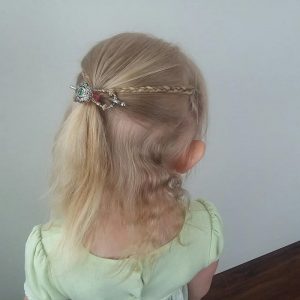 25 Suitable Hairstyles for Little Girls with Fine Hair (2023)