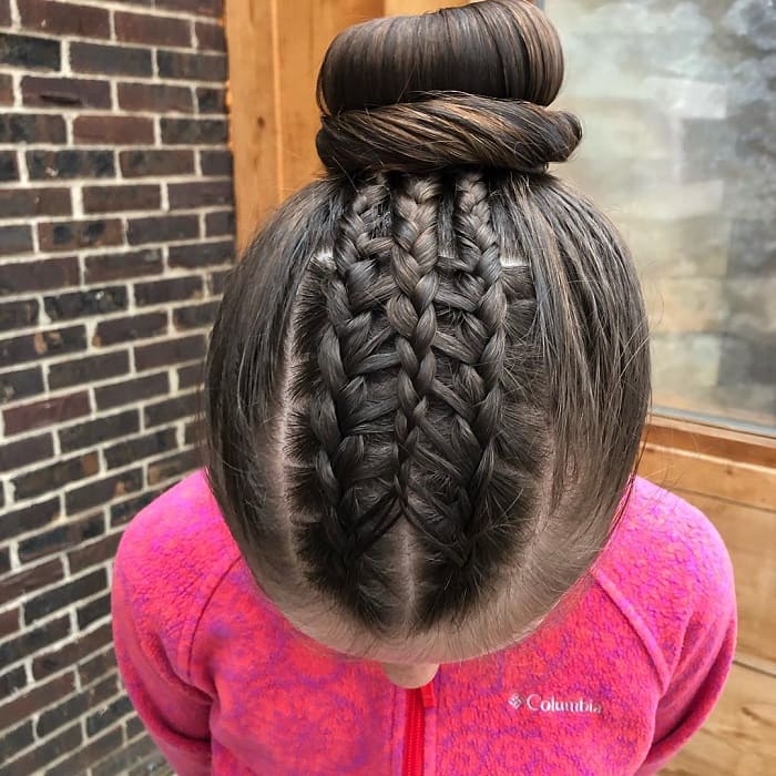 25 Ideal Hairstyles for Girls That They Can Wear at School