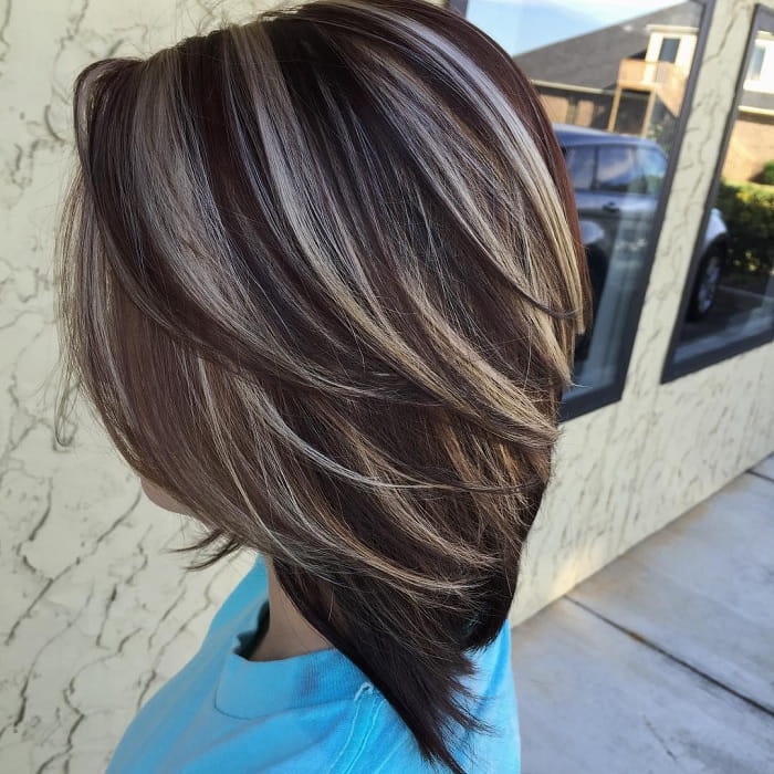 chunky highlights with layered haircut