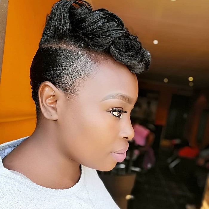 short natural hairstyle for black girls