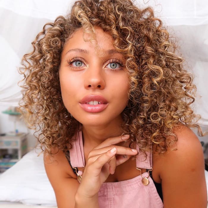 10 Fabulous Short Curly Hairstyles for Black Girls (2020 ...