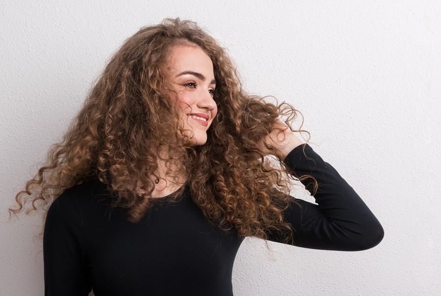25 Curly Hairstyles for Girls That'll Sweep You Off Your Feet