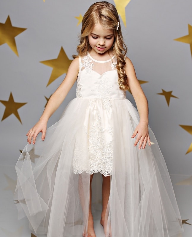 25 Stunning Hairstyles for Little Girls to Rock at Weddings