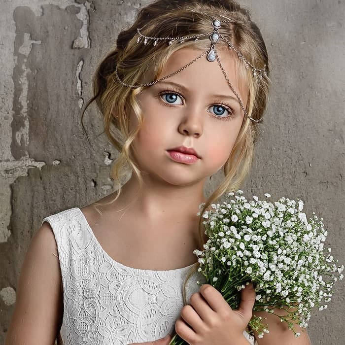 25 Stunning Hairstyles For Little Girls To Rock At Weddings