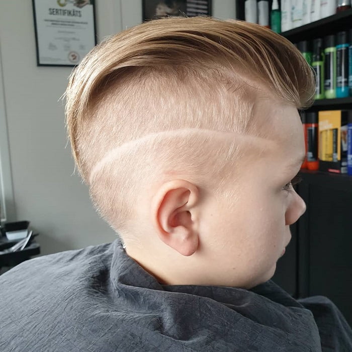 5-year-old boys comb back hair with line 