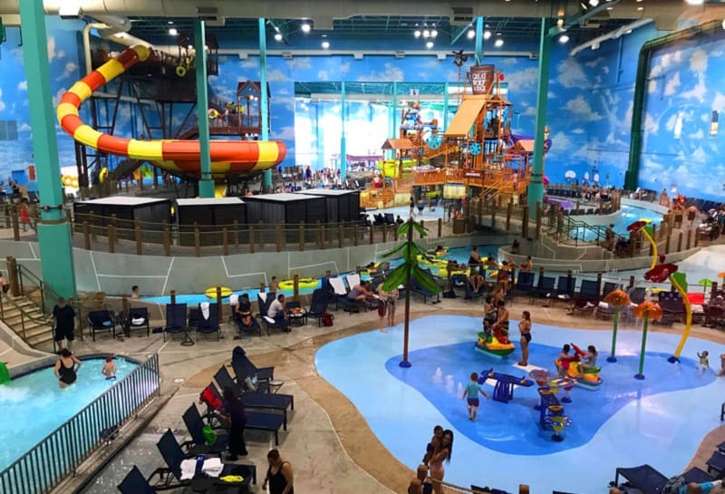 Top 3 Indoor Water Parks Near Alabama (with Price)