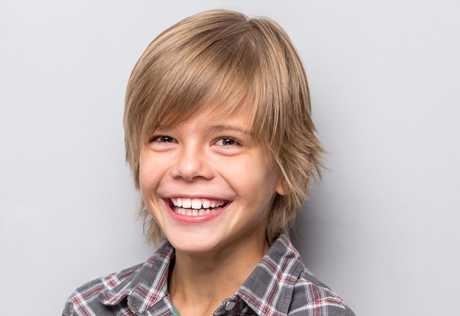 long blonde straight hairstyle for boys