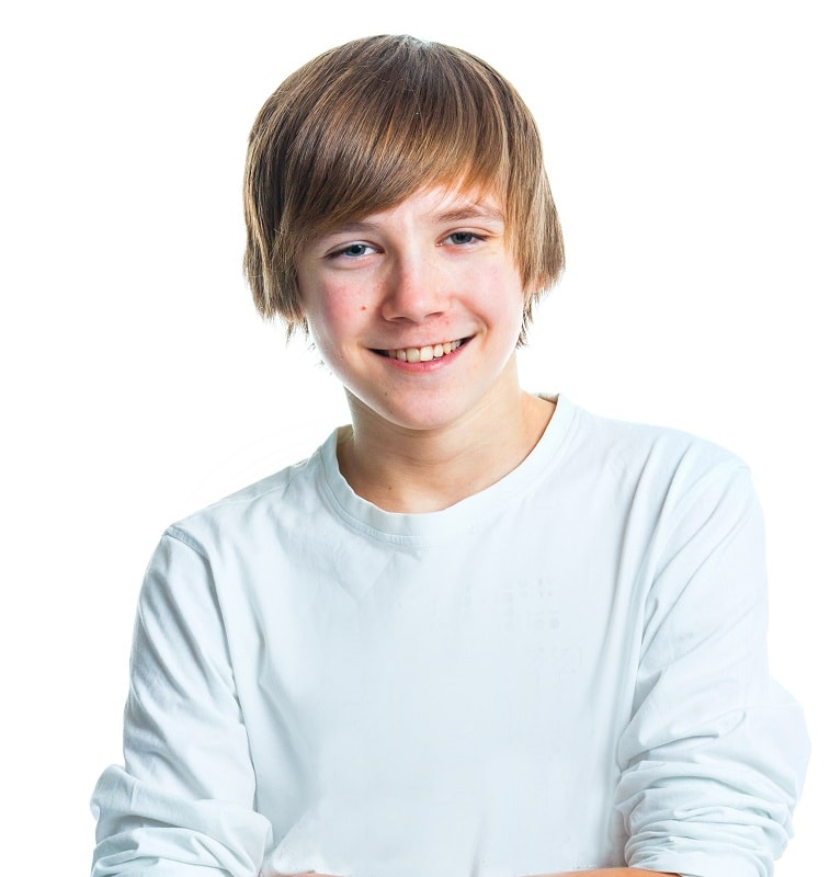 short blonde hairstyle for teen boys